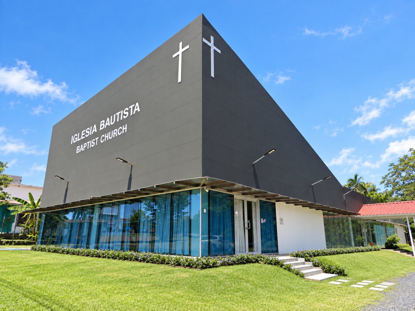 Fachada de la Iglesia Bautista Nueva Gorgona